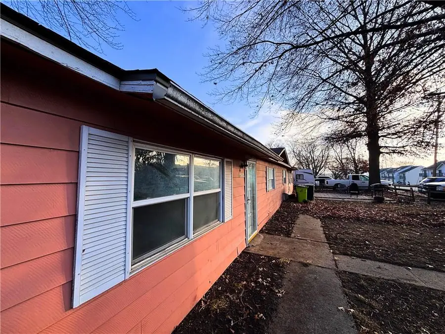 6808 E 162nd Street, Belton, MO 64012 - Image #2