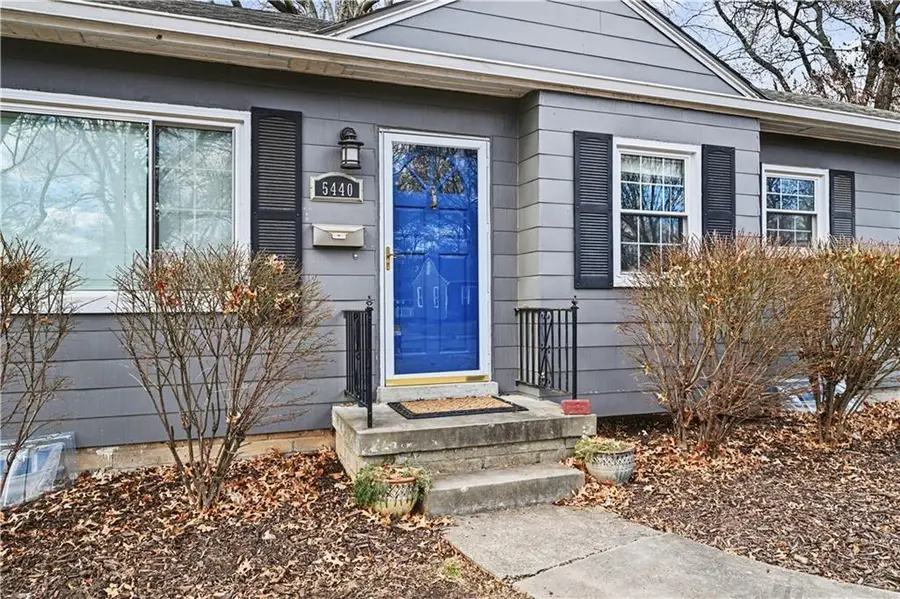 5440 Cedar Street, Roeland Park, KS 66205 - Image #2
