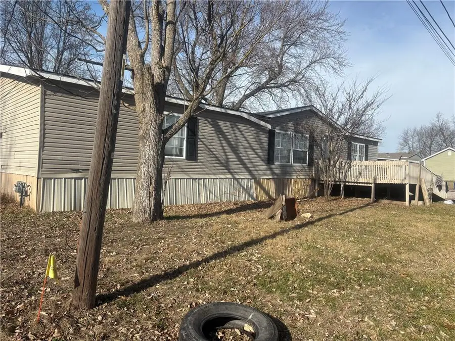 210 S Walnut Street, Houstonia, MO 65333 - Image #3