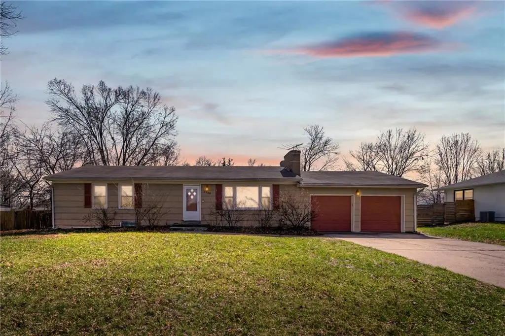 7909 E 99th Street, Kansas City, MO 64134 - #1