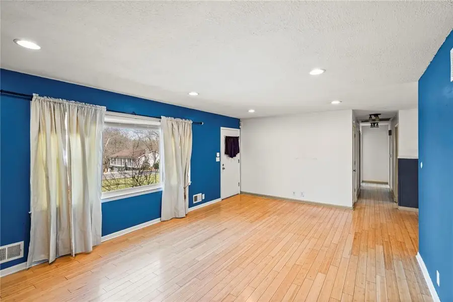 7909 E 99th Street, Kansas City, MO 64134 - #3