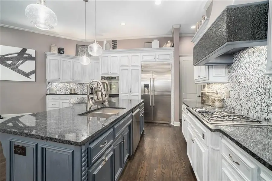 5907 N Cosby Avenue, Kansas City, MO 64151 - Image #3