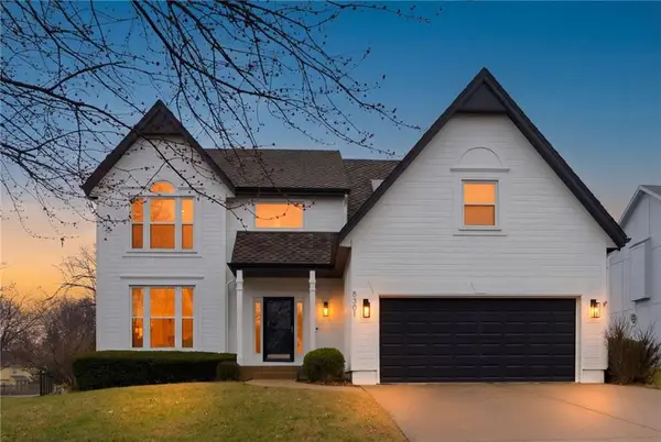 8301 W 144th Street, Overland Park, KS 66223