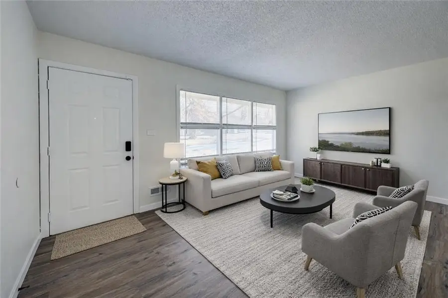 10800 Ewing Avenue, Kansas City, MO 64134 - Image #2