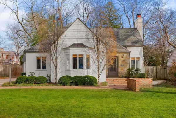 5509 Norwood Road, Fairway, KS 66205