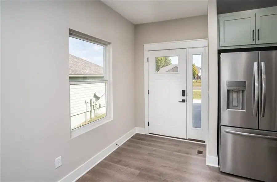 915 Eagle Ridge Drive, Baldwin City, KS 66006 - #3