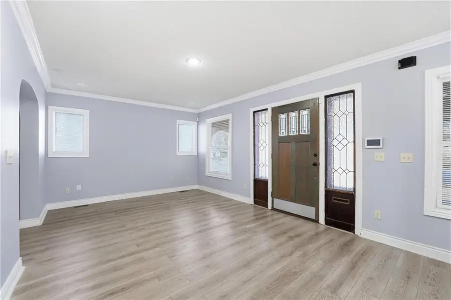 4200 Montgall Avenue, Kansas City, MO 64130 - #2