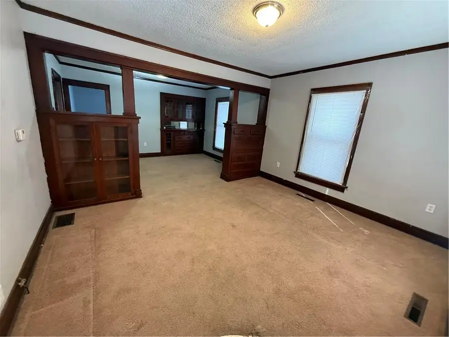 311 W Halsey Street, Maryville, MO 64468 - #2