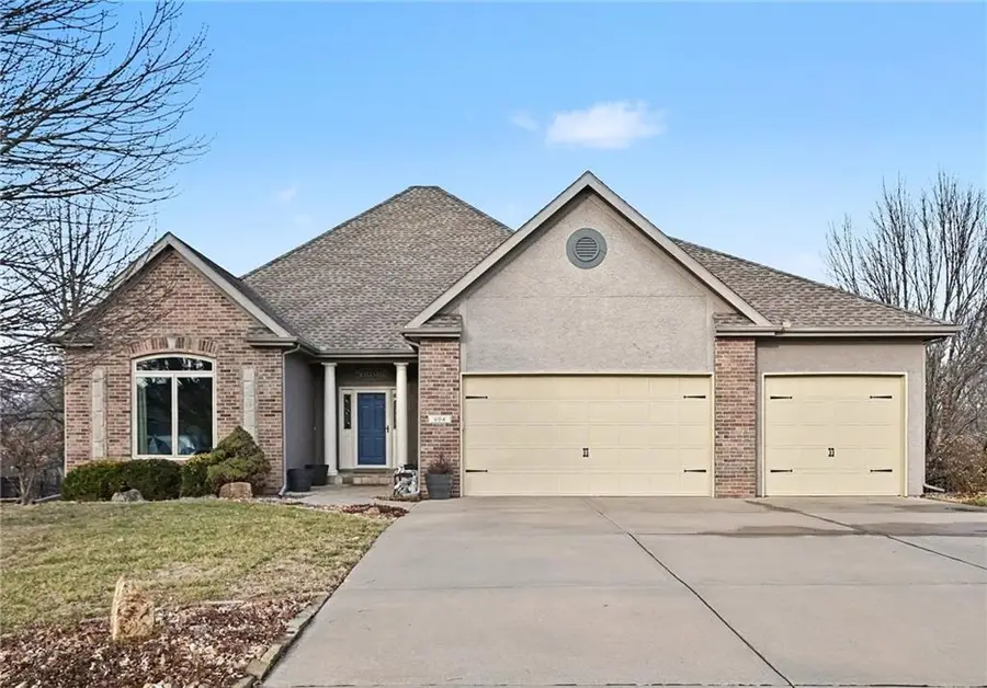 604 Indian Trail Court, Smithville, MO 64089 - Image #2