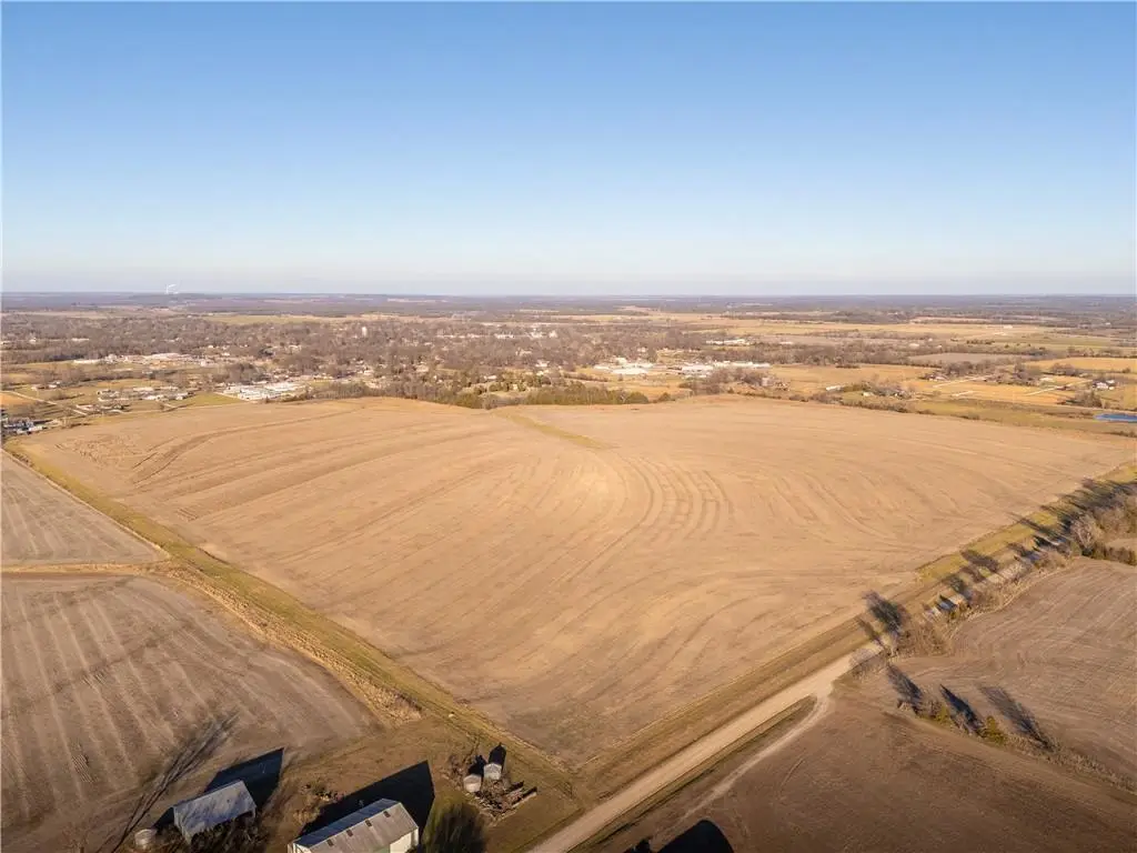 000 W 17th Street, Pleasanton, KS 66075 - Image #1