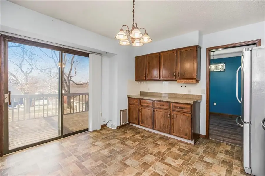 504 Brookridge Drive, Harrisonville, MO 64701 - #2