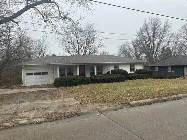 1424 N Dewey Street, Maryville, MO 64468