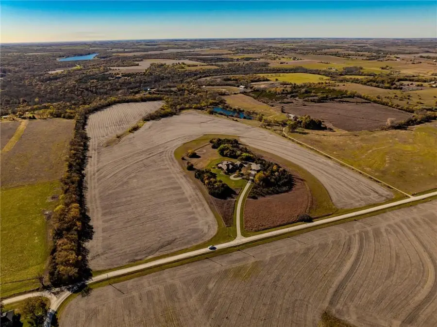 645 N 900 Road, Lawrence, KS 66047 - Image #2