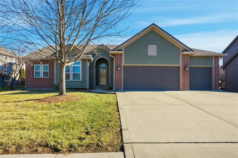 907 Englewood Drive, Kearney, MO 64060 - Image #2