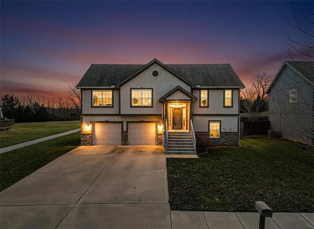 1037 NW 91st Terrace, Kansas City, MO 64155 - Image #1