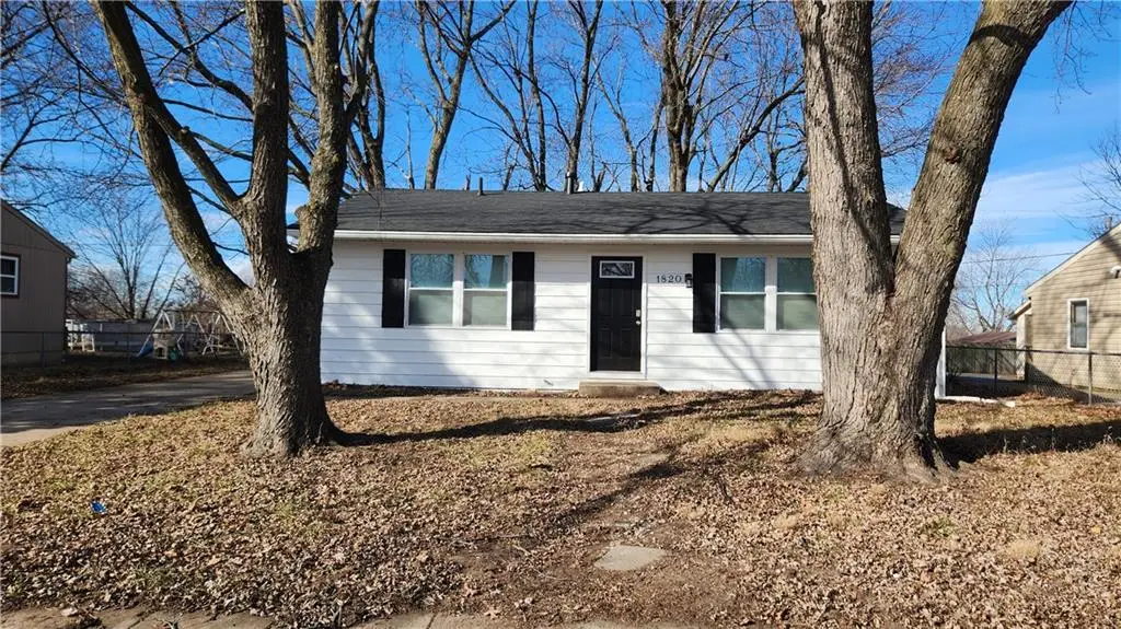 1820 N Vista Drive, Independence, MO 64058 - Image #1