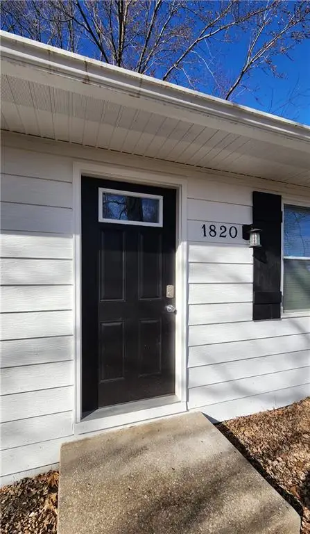 1820 N Vista Drive, Independence, MO 64058 - Image #3