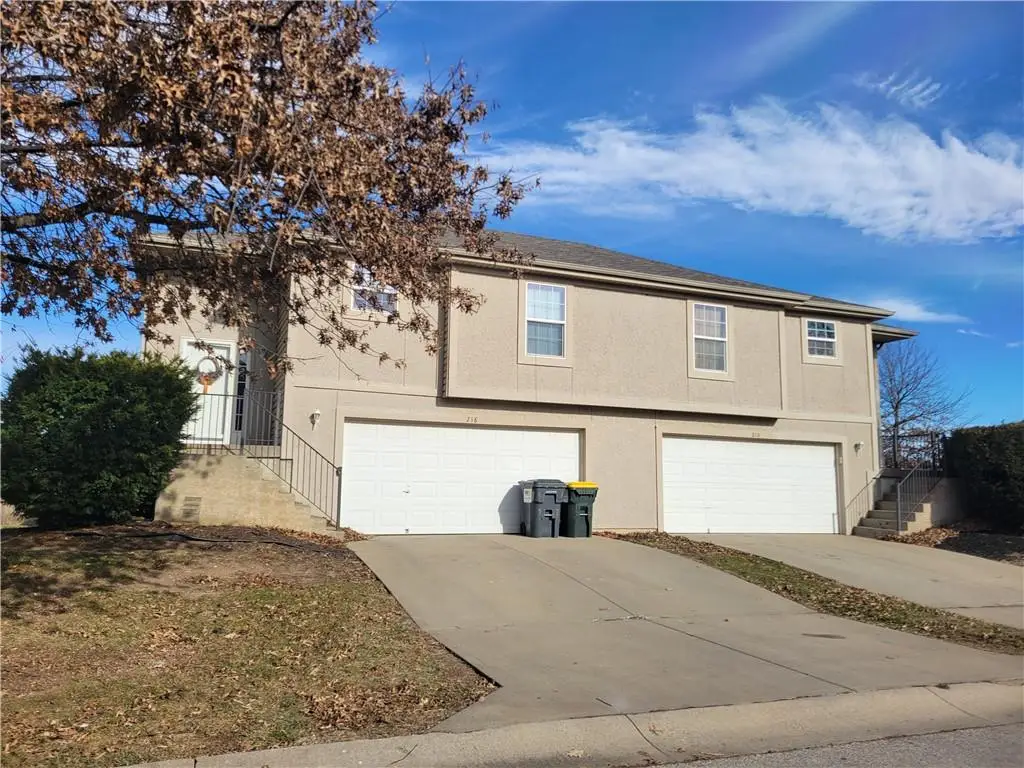 218 N 6th Terrace, Louisburg, KS 66053 - Image #1