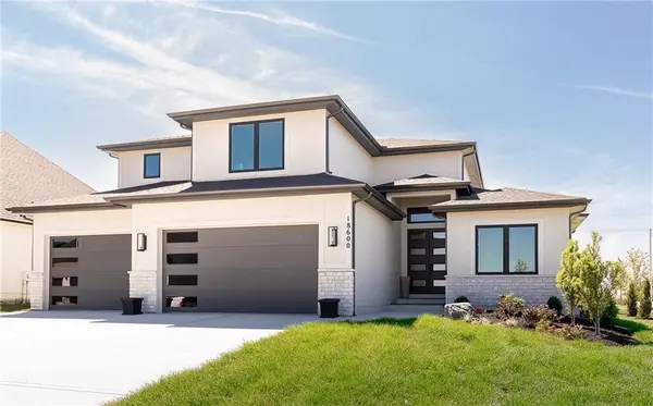 19695 W 113th Place, Olathe, KS 66061