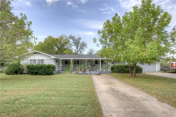 2205 Lincoln Avenue, Baxter Springs, KS 66713