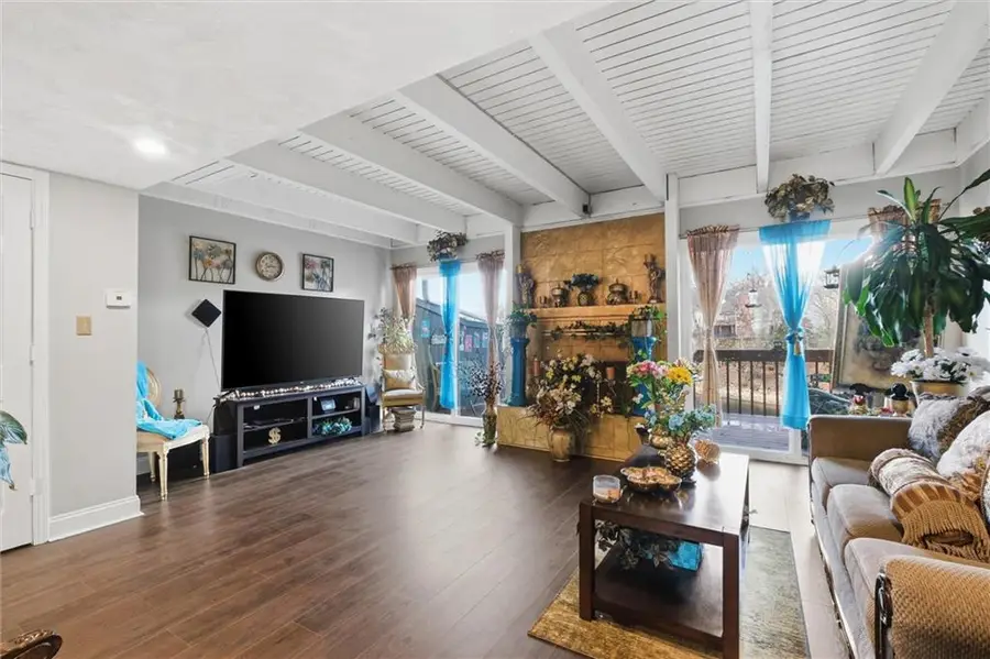 232 NE Bayview Drive, Lees Summit, MO 64064 - Image #3