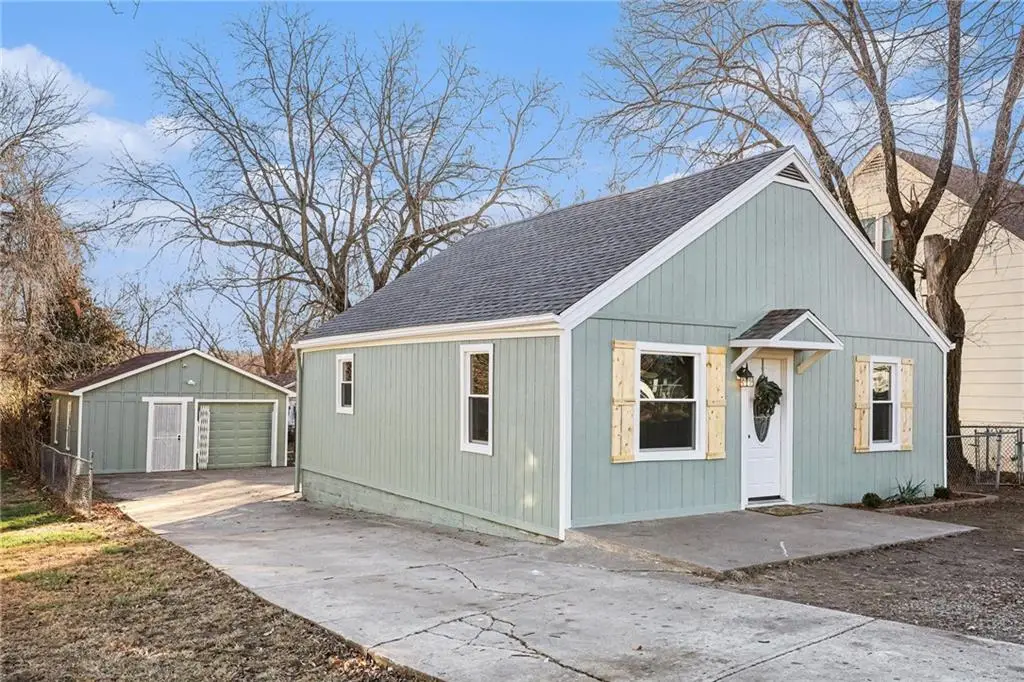 1005 E Walnut Street, Independence, MO 64050 - Image #1