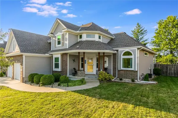 3764 SW Boulder Drive, Lee's Summit, MO 64082