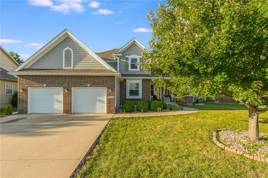 3764 SW Boulder Drive, Lees Summit, MO 64082 - Image #3