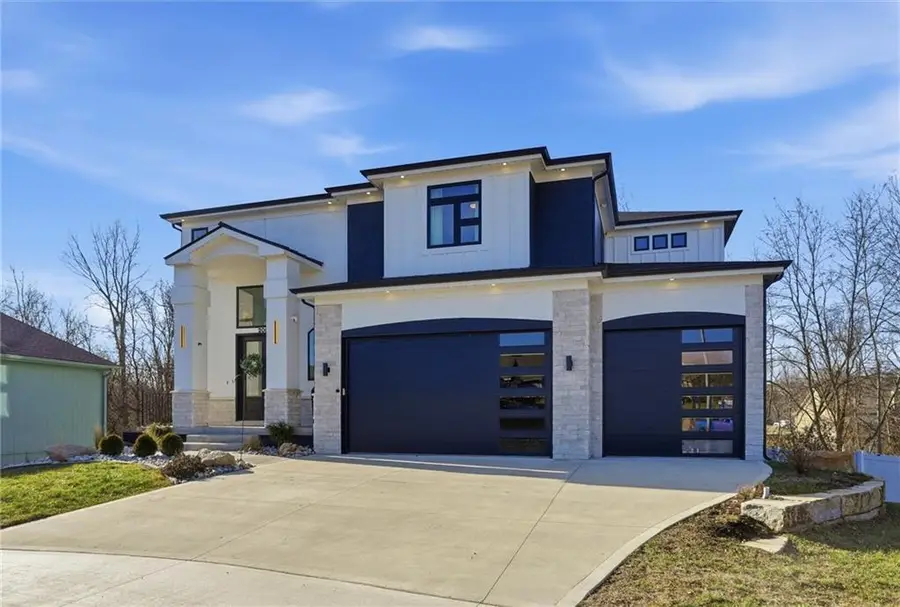 2009 Ridge Tree Drive, Pleasant Hill, MO 64080 - Image #2