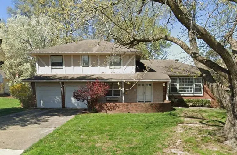 107 W 104th Street, Kansas City, MO 64114 - Image #1