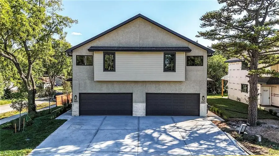 211-213 NW Orchard Court, Lees Summit, MO 64063 - Image #2