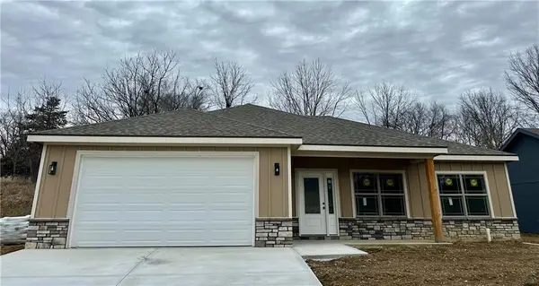 1322 Kristie Circle, Excelsior Springs, MO 64024