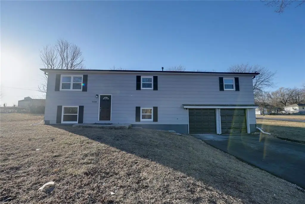 16200 Terry Avenue, Belton, MO 64012 - #1