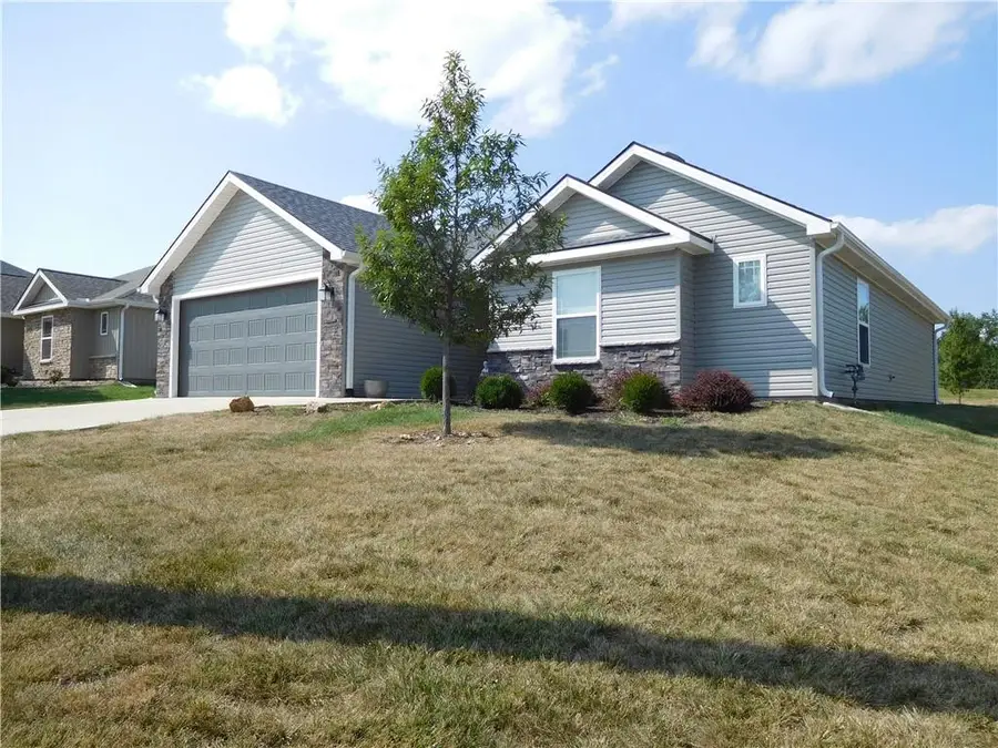 1306 SW Addie Lane, Grain Valley, MO 64029 - Image #2