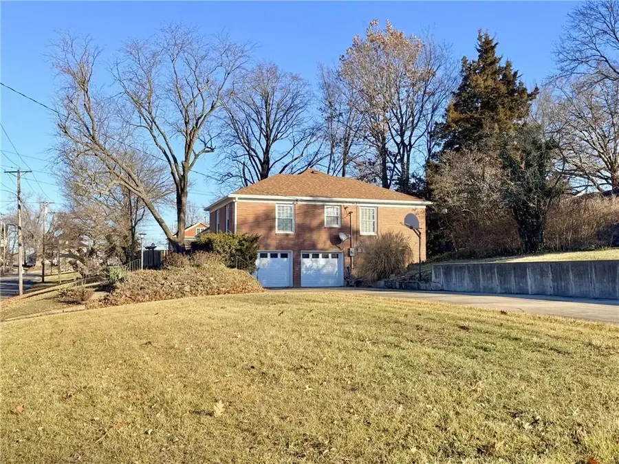 502 Ridgeway Street, Trenton, MO 64683 - Image #2