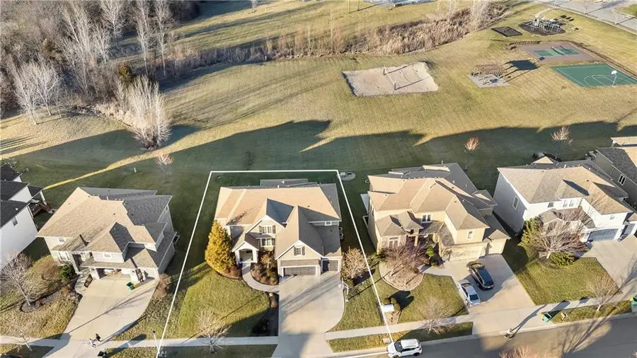 9600 W 164th Street, Overland Park, KS 66085 - Image #2