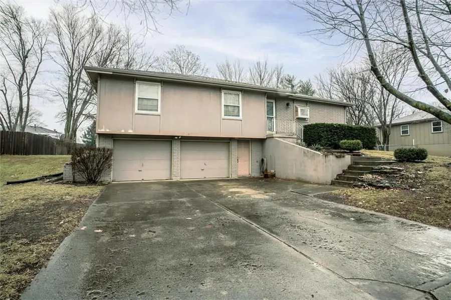 503 S Harrison Avenue, Raymore, MO 64083 - Image #3