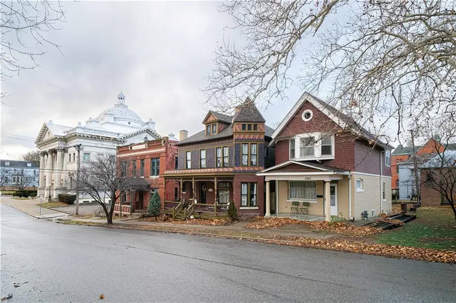 1221 Felix Street, Saint Joseph, MO 64501 - Image #3