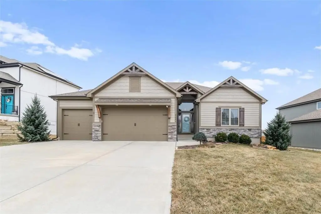 2421 SW River Trail Road, Lees Summit, MO 64082 - Image #1