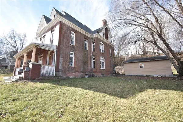 1308 N 11th Street, St Joseph, MO 64501