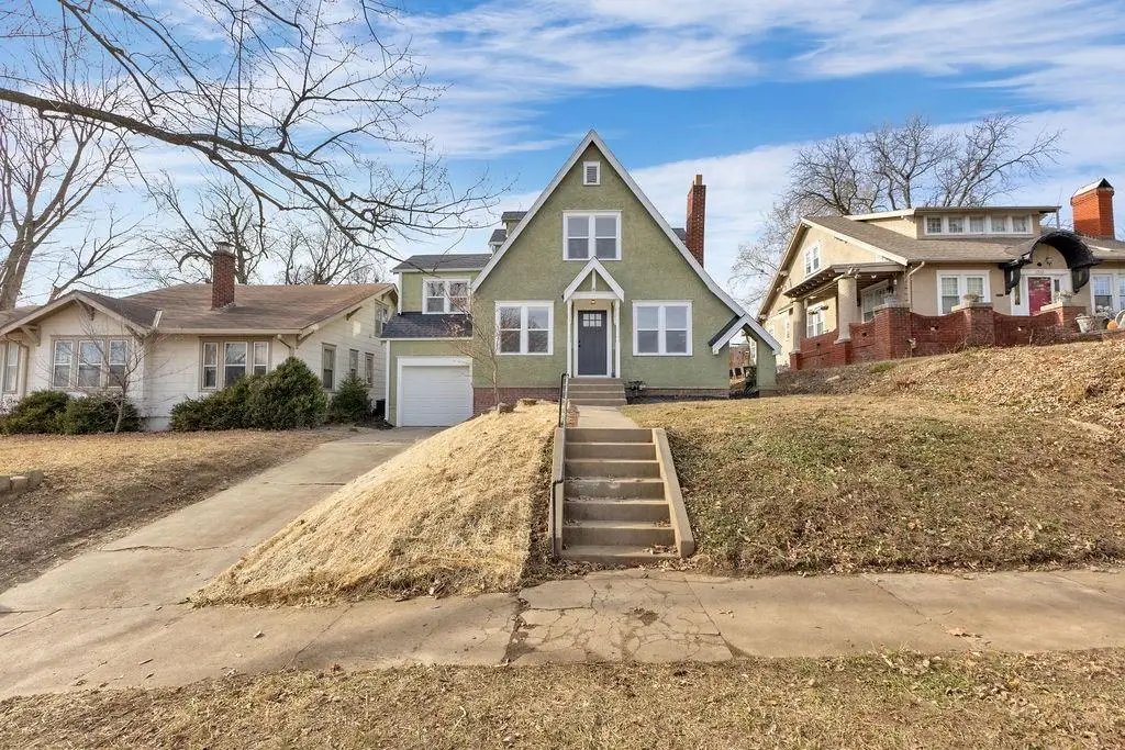 1514 S 30th Street, Saint Joseph, MO 64507 - #1