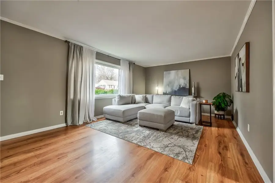 7605 Rainbow Drive, Prairie Village, KS 66208 - Image #3