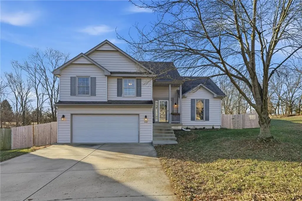 1919 NW 79th Street, Kansas City, MO 64151 - Image #1