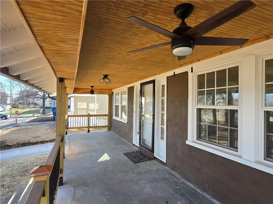 5836 Michigan Avenue, Kansas City, MO 64130 - #2