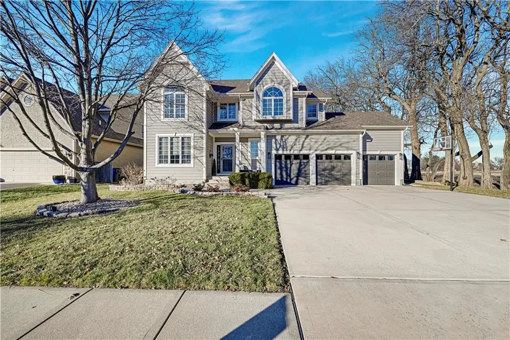 15904 W 161st Terrace, Olathe, KS 66062 - Image #1