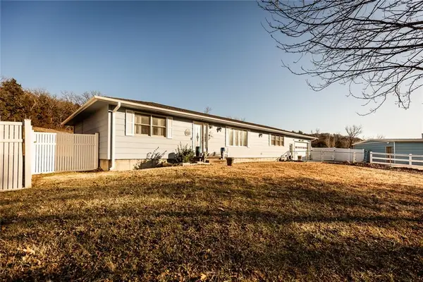 12344 Kennel Drive, Junction City, KS 66441