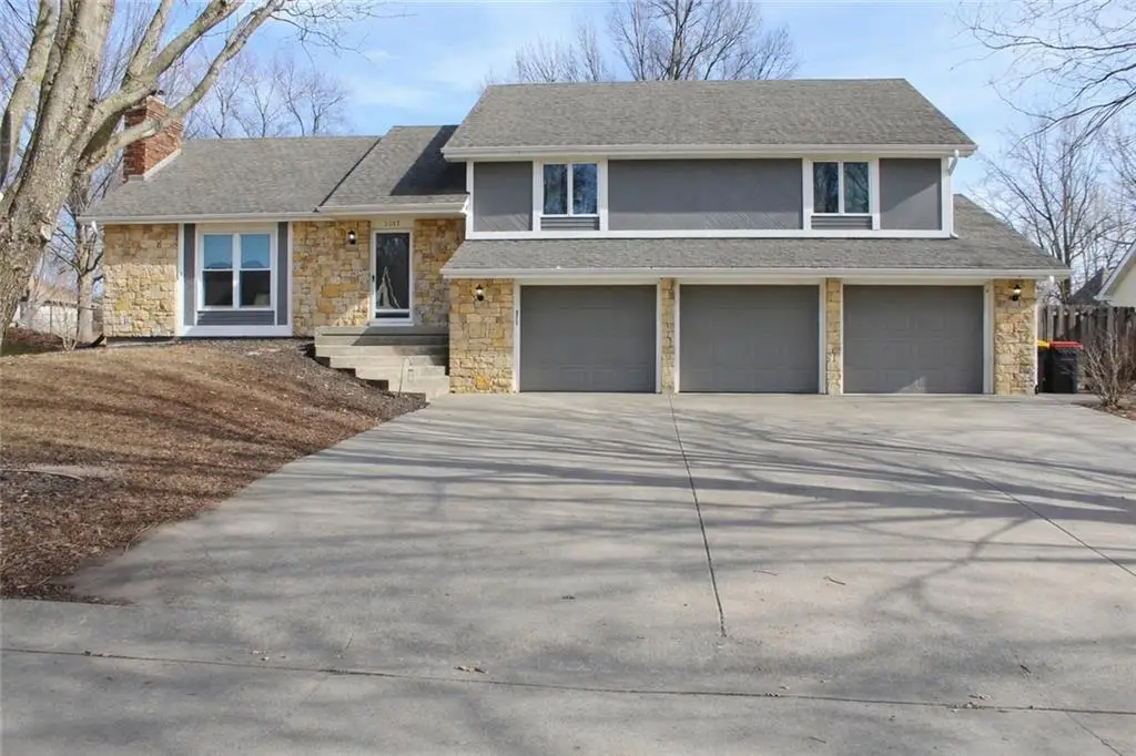 2017 Joy Street, Excelsior Springs, MO 64024 - #1