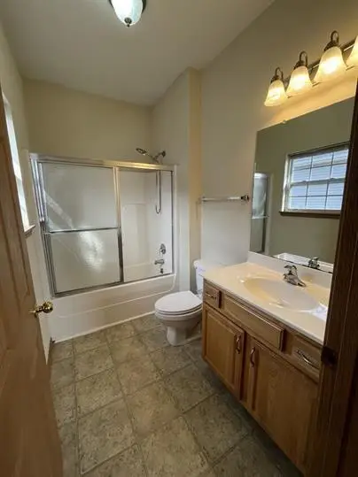 Park Avenue, Warrensburg, MO 64093 - Image #2