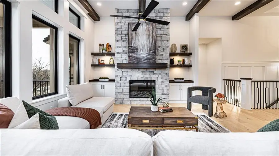 119 Teton Ridge, Lake Winnebago, MO 64034 - Image #2