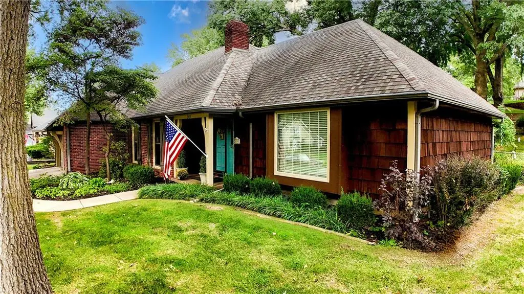 3413 W Colony Square, Saint Joseph, MO 64506 - #1